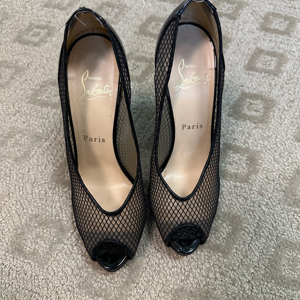 Christian Louboutin Black Patent Heels (never worn)